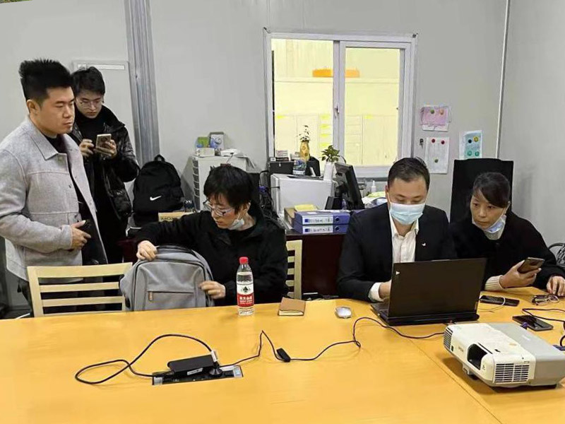 On December 24, 2021, Zhejiang Province inspected the on-site training of laser deicing project